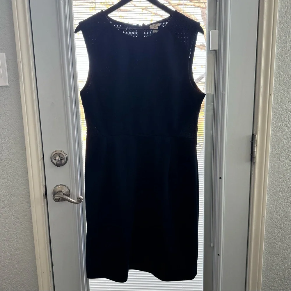 EUC‎ J. Crew Navy Double Faced Pique Eyelet Sleeveless Dress
